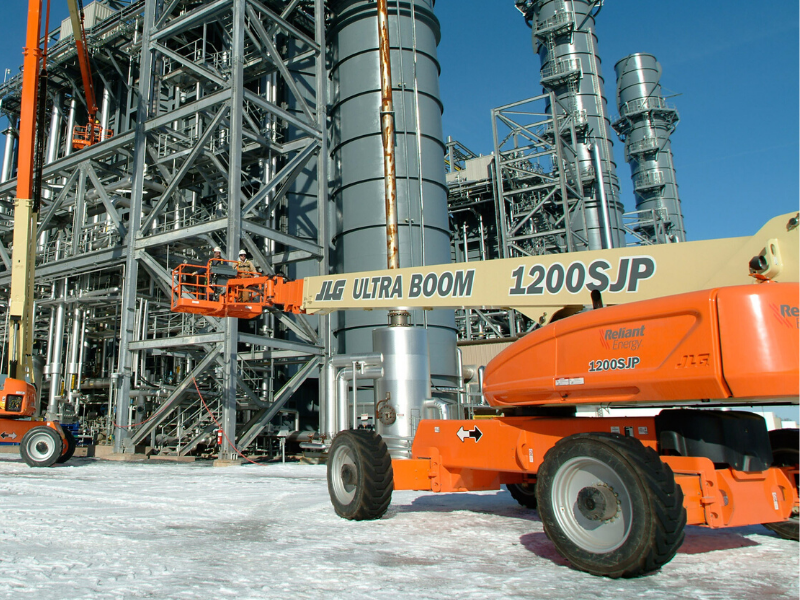 38m Telescopic Boom Lift for hire in Auckland
