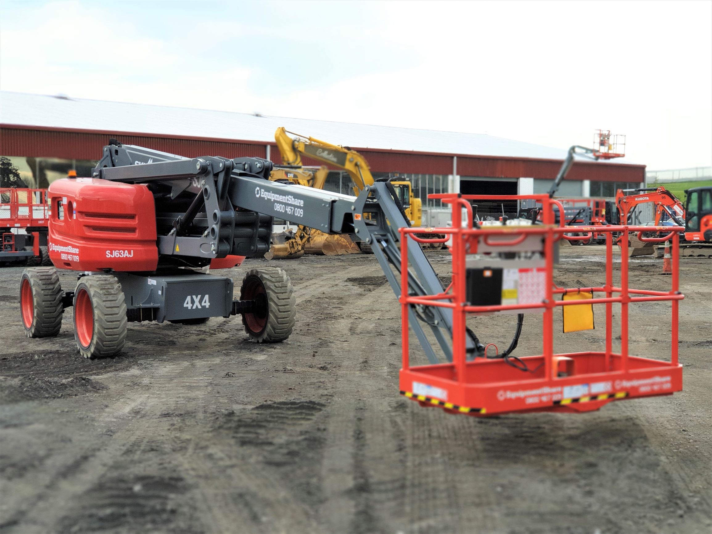 21m Articulating Boom Lift for hire in Auckland