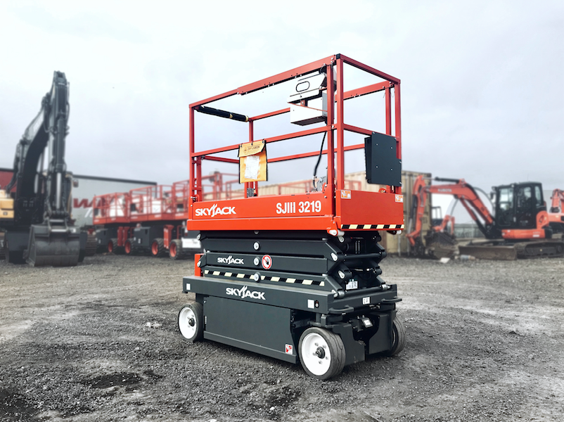 6m platform height / 8m working height Electric Scissor Lift - SkyJack 3219