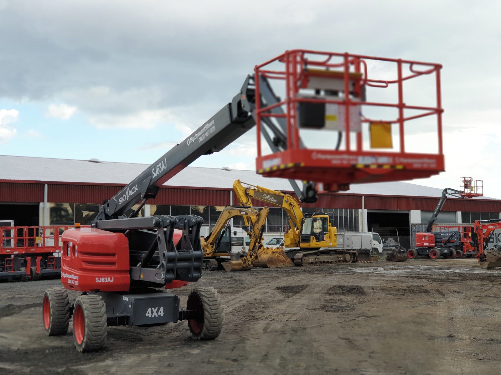 21m Articulating Boom Lift working on site