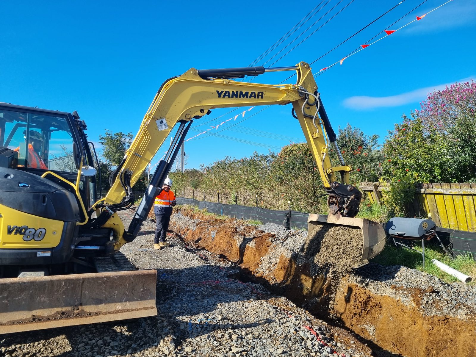 8T Excavator working on site